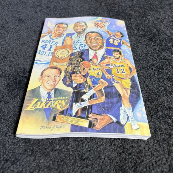 Los Angeles Lakers Vintage Media Guide 1990-1991 - Basketball Ephemera - Magic - Picture 7 of 7